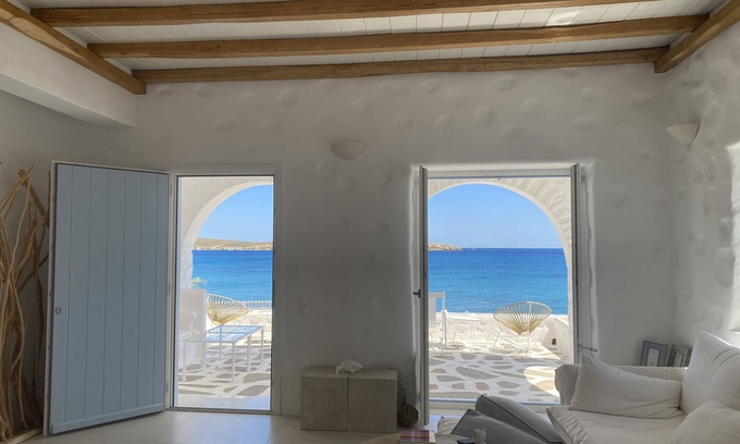 Drios Villa | Seaside Villa | Breathtaking view of the Aegean Islands next to a dreamy beach!