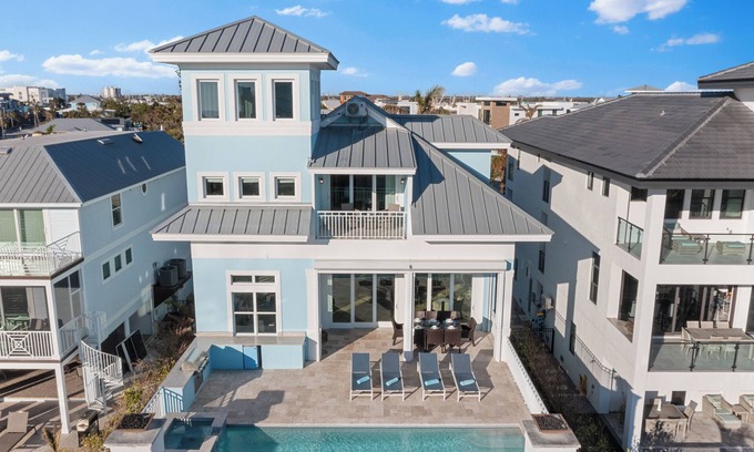 Fort Myers Beach Villa | Seaside Villa Aqua luxury 4-bedroom villa in Fort Myers Beach incredible view