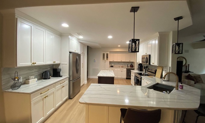 Estero Condo | Seasonal Rental Spacious 2-bedroom condo with resort amenities