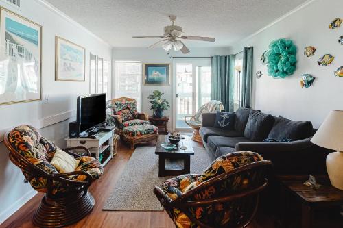 Morehead City Apartment | Seaspray 224