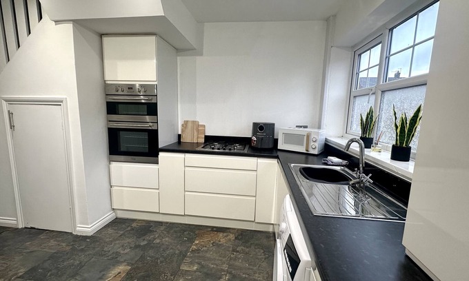 Seaton Carew House | Seaton House - Well located for Hartlepool & Beyond.