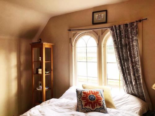 Eastlake House | Seattle Urban Village-Private Room-Cascade