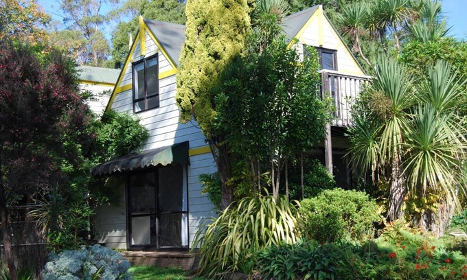 Parapara House | Seaview Cottage, Golden Bay Lodge