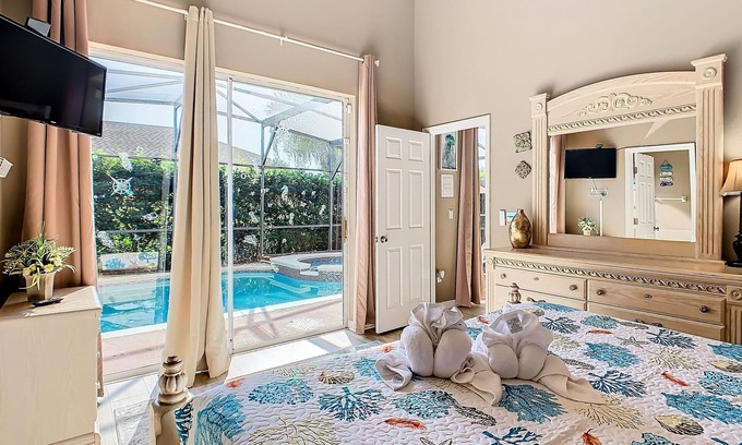 Four Corners Villa | Sebastian Pool Villa W Spa