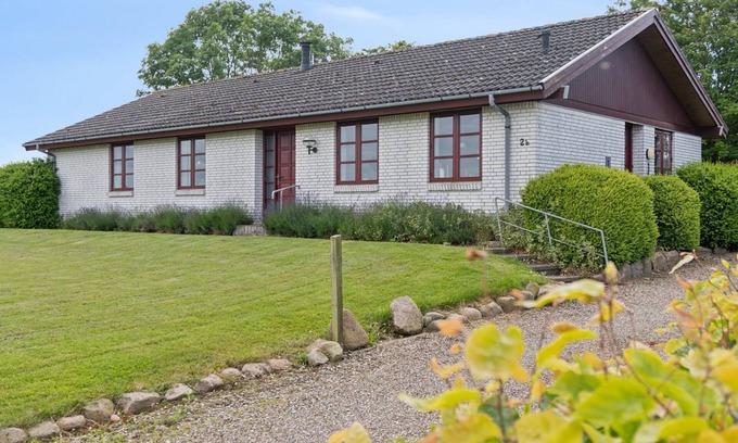Østerskov House | "Sebine" - 800m from the sea by Interhome