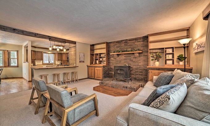 Gaylord House | Secluded 10-Acre Retreat Near Treetops Golf & Downtown!
