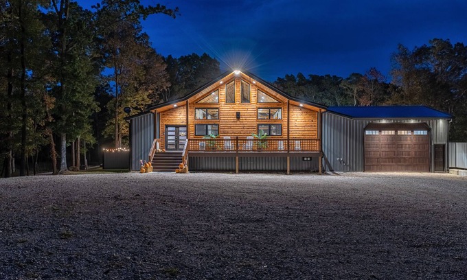 Ste Genevieve House | Secluded Cabin with Heated Pool, hot tub, fireplace & so much more