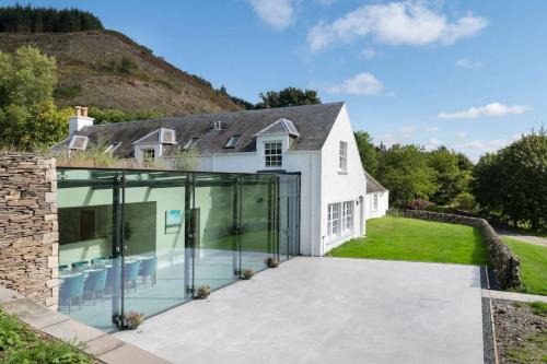 Selkirk House | Secluded Luxury Off-Grid Hideaway