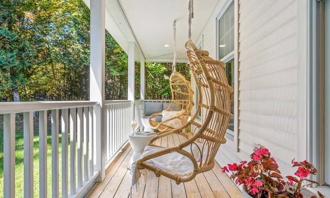 Rowleys Bay House | Secluded Retreat near Sister Bay, 2 King Masters, Backyard Oasis, 1 Min to Beach