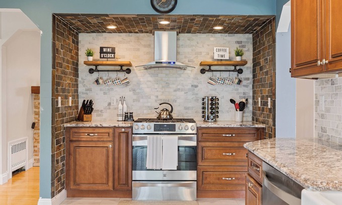 Monroe House | Secluded Sanctuary in Nature