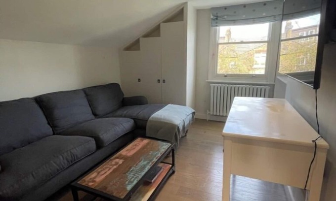 Wandsworth House | Secluded & Serene 3BD Family Home - Wandsworth!