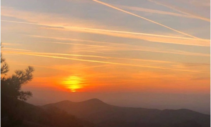 Keene House | Secluded, Spacious RV on Scenic Mt top w/Sunsets