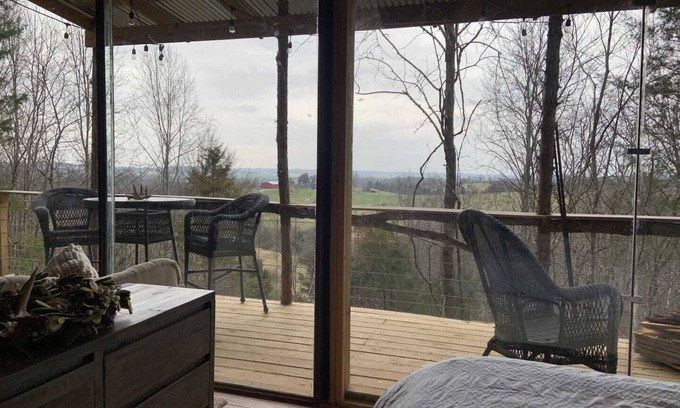 Sweetwater Cabin | Secluded TREEHOUSE Full bath, Seclusion, Mtn View, Kitchen, Fireplace