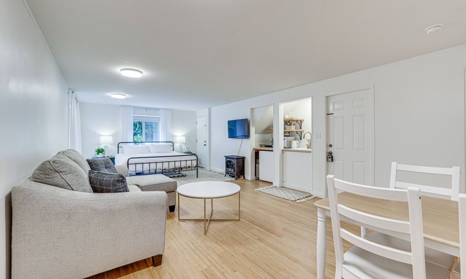 Adelma Beach Apartment | Secluded Washington Studio on Olympic Peninsula!