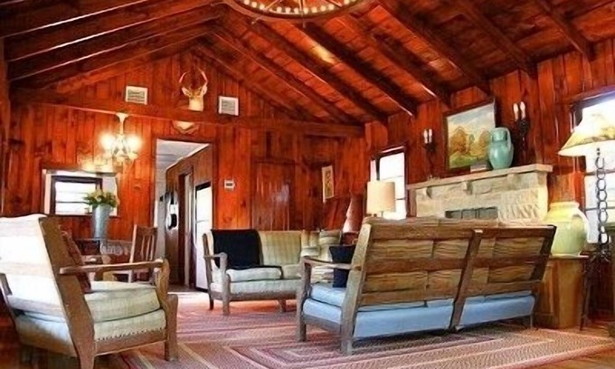 Bandera House | Secluded Western Ranch House on 4 Acres Near Bandera