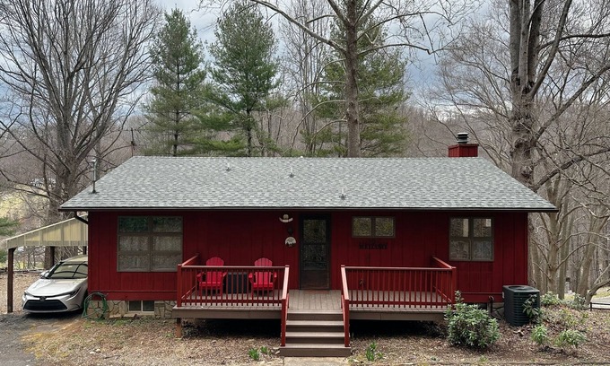 Waynesville Cabin | Secluded, yet centrally located. Quiet Retreat. EV charger friendly