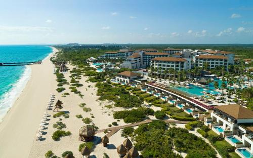 Playa Mujeres Resort | Secrets Playa Mujeres Golf & Spa Resort - All Inclusive Adults Only