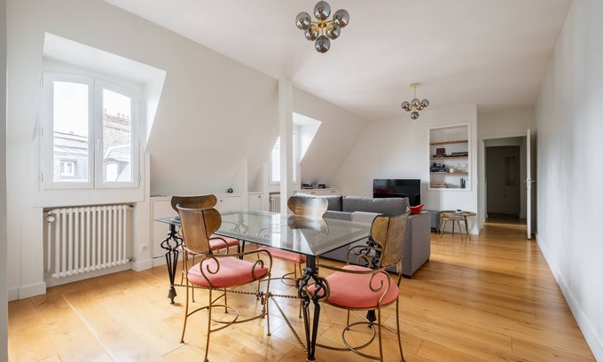 Chaillot Apartment | Seine Skies, by Veeve