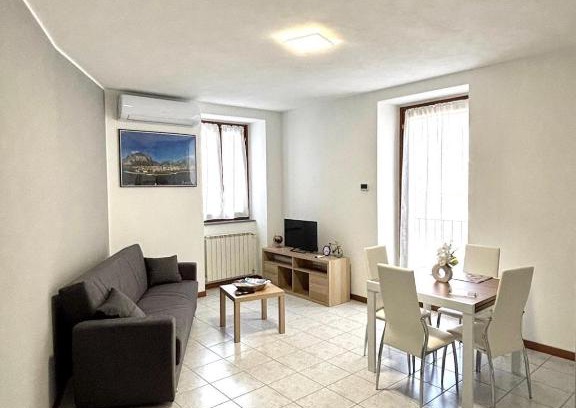 Lecco Apartment | SELA HOUSE - Oasi di Tranquillità tra Lago e Montagna a Lecco