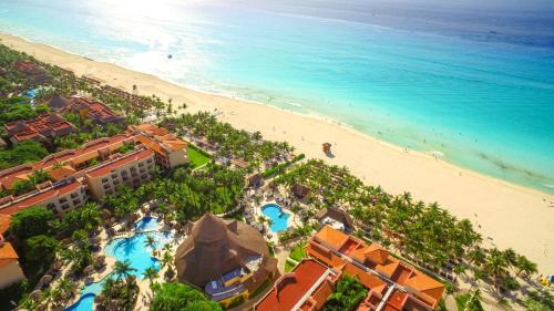 Playacar Fase II Resort | Select Club at Sandos Playacar All Inclusive - Adults Only Area