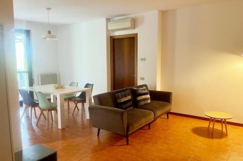 Mogliano Veneto Apartment | Selene Apartment 20 minutes by train from Venice