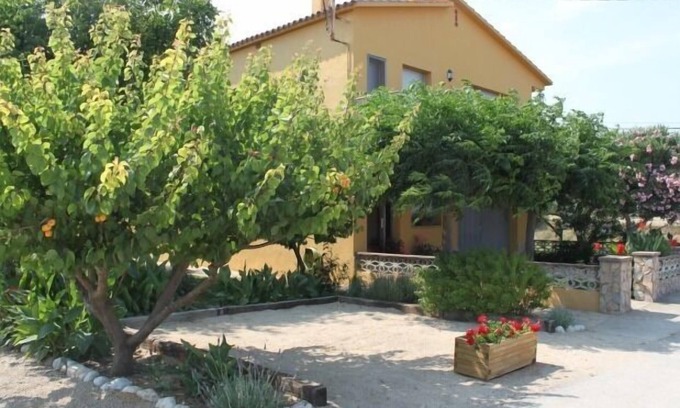 Navata Cottage | Self catering Can Teixidor for 10 people