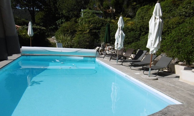 Ceyreste Apartment | self-catering cottage in a private house in Ceyreste, 10 minutes from the beach