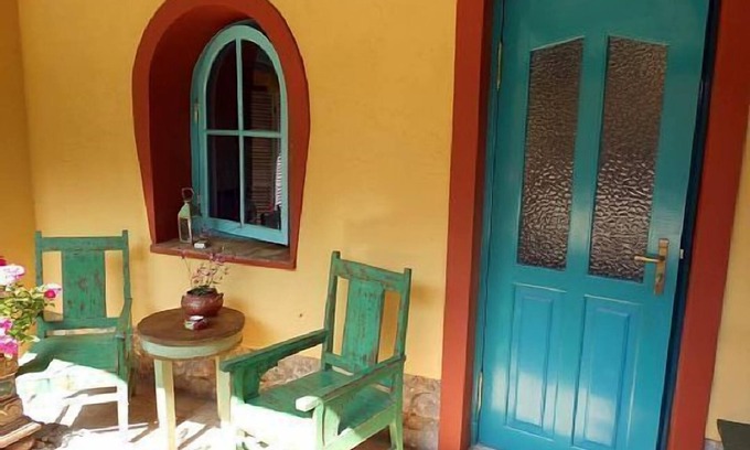 Alfarrobeira Cottage | Self catering Quinta Alfarrobeira for 2 people