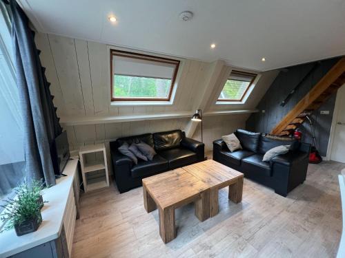 Stramproy House | Semi-detached bungalow 'Muizenoortje' at park Vosseven