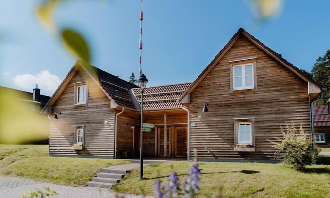 Torfhaus House | Semi-detached houses, turf house