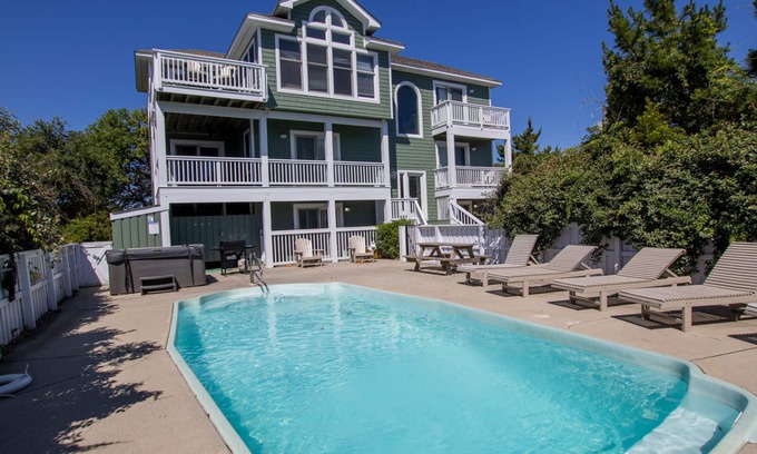 Ocean Sands House | Semi-Oceanfront, 6 BRs, Priv Pool, H Tub, Rec Rm, OS6B, Seashell
