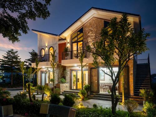 Hoa Lu House | Sen Villa Tam Cốc