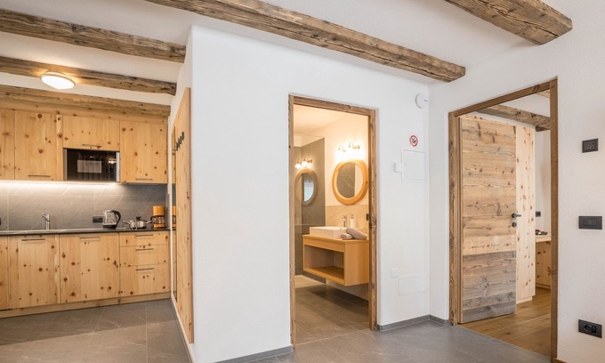 Mantana Apartment | Sennes - Chalet Dolomit with Garden, Balcony, Mountain View & Wi-Fi; Parking Available