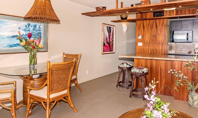 Kihei Condo | 🤙 Sept + Oct + Nov SPECIALS 🏝️ at the classic LIVE ALOHA SUITE