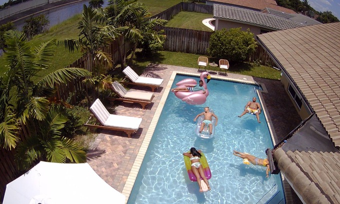 Plantation House | September 25% Promo-Private Heated Pool, 2 King Beds, Renovated Baths, BBQ, Golf