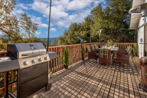 Yosemite Forks Villa | Sequoia's Dream with Mountain View, Spa, Heated Floor, Bar, Cinema!