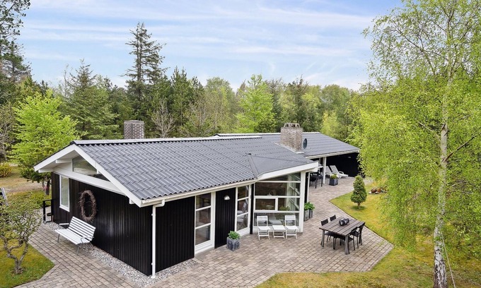 Blokhus House | "Seraphina" - 2km from the sea by Interhome
