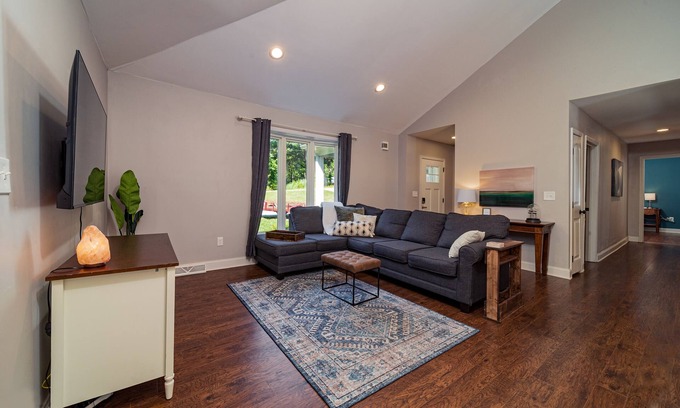 Greenville - Spartanburg House | Serene 3BR Near Downtown, Fenced Yard, Pets OK