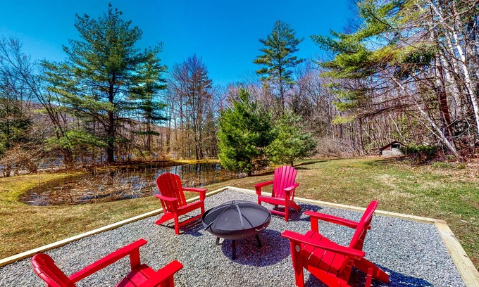 Monterey House | Serene Acreage - Pond - Hiking Trails Nearby