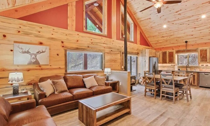 Garden Valley Cabin | Serene and cozy updated log cabin in the woods
