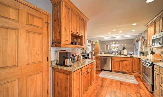 Canton House | Serene Canton Escape w/Hot Tub & Mtn Views!