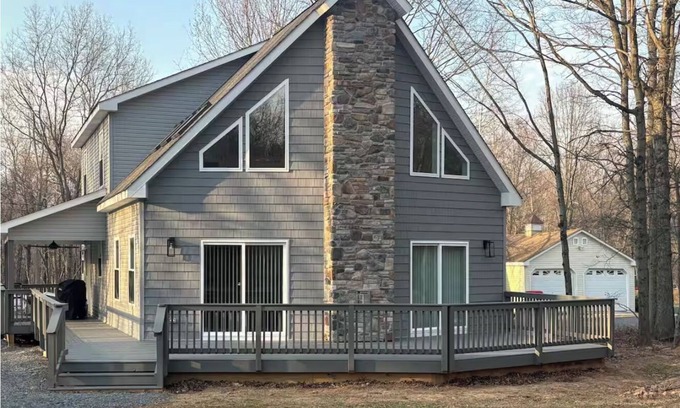 Albrightsville Ski Chalet | Serene Chalet in Albrightsville