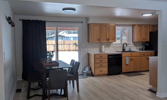 Kellogg Ski Chalet | Serene Chalet Walking Distance to Silver Mt.
