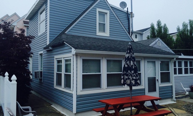 Ortley Beach Cottage | Serene Cottage - non-smoking 1.5 blks to beach
