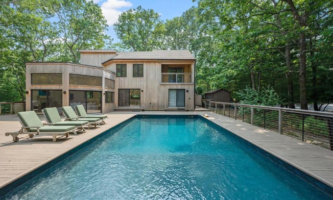 Springs House | Serene Estate in East Hampton