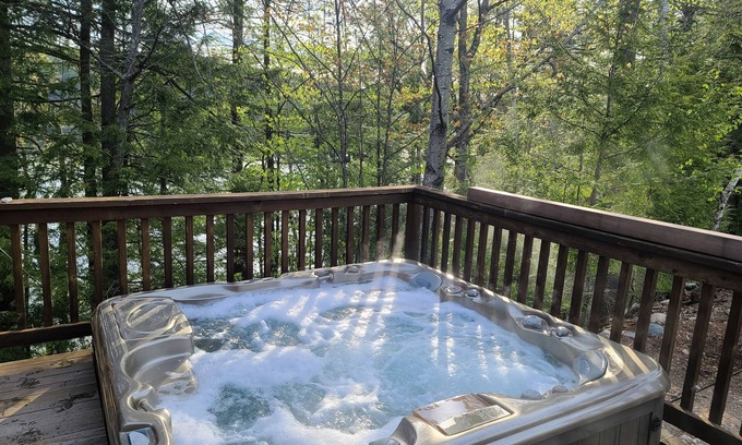 Pine River Pond House | Serene Lakehouse Getaway with 4 Bedrooms and Wifi