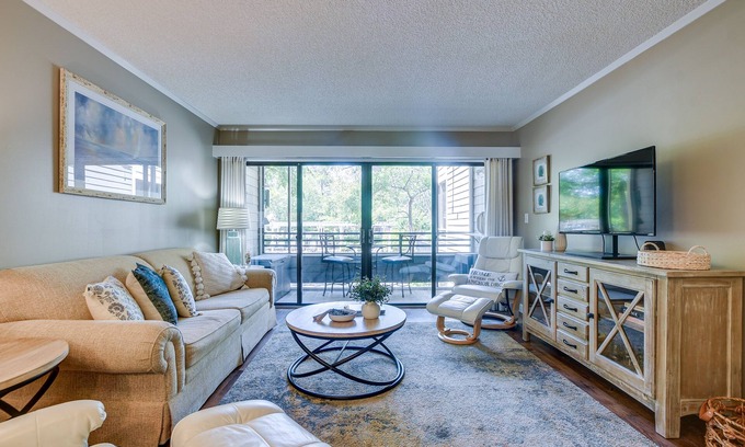 Briarcliffe Acres Condo | Serene Myrtle Beach Condo w/Resort Amenities!