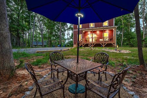 Fairview House | Serene retreat minutes from downtown Asheville