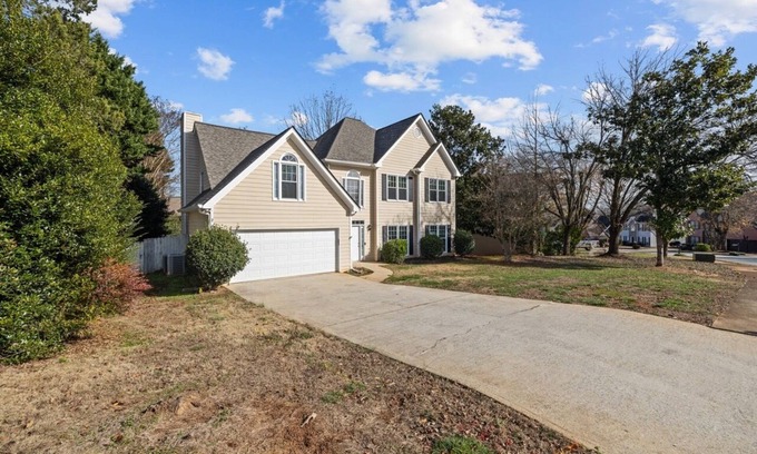 Johns Creek House | Serene Retreat on Cannonero Dr