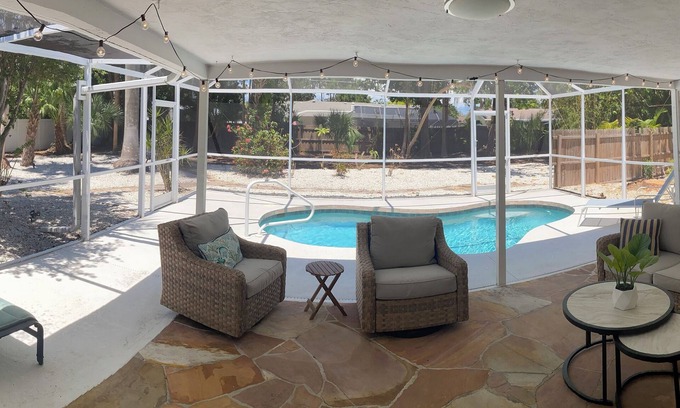 Sarasota House | Serene yard and pool, 1 mile to beach, pets OK, patio TV, Kayaks